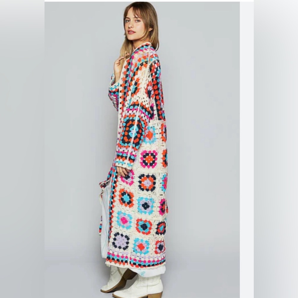 NWT POL Colorful Crochet Long Cardigan 🌸🌹🌹
BRB SL 5 ST - Picture 2 of 6